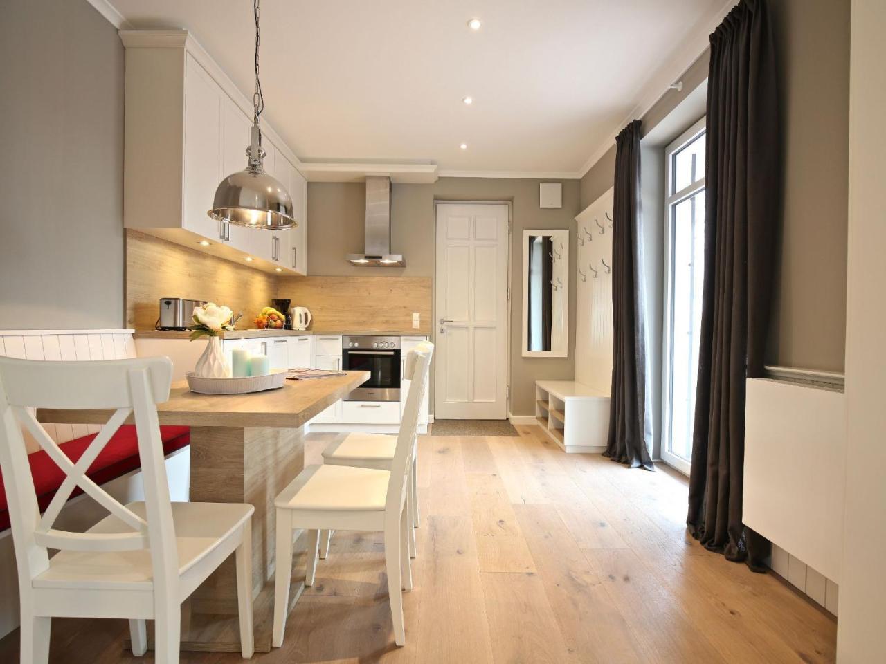 Kleine Charlotte - Traumwohnung Mit Terrasse Fuer 4 Personen Wangerooge Zewnętrze zdjęcie